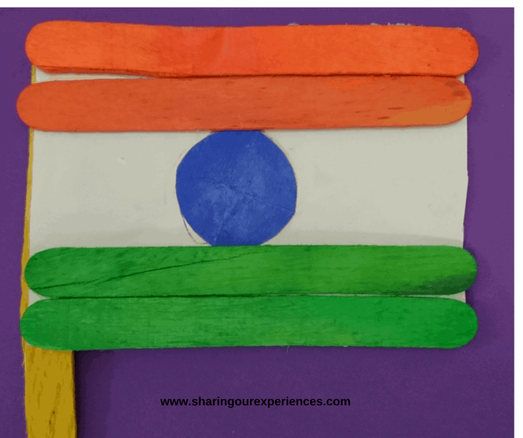 diy flag with popsicle sticks