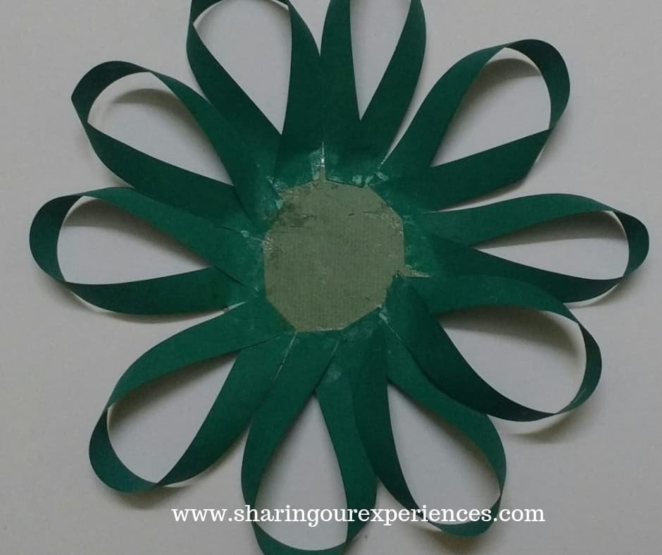 tricolor flower with paper. How to make Tricolor paper flower craft with paper. Best out of waste crafts and decorations for Independence day or Republic day