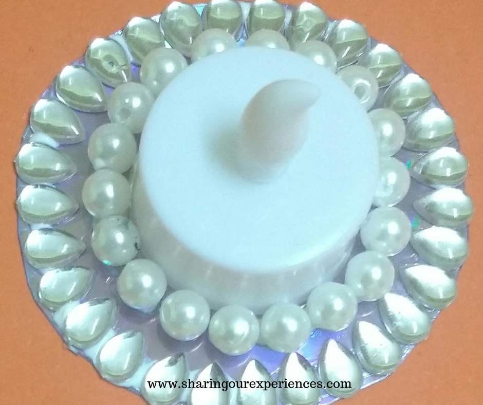 CD candle T light holder pearl and Kundan