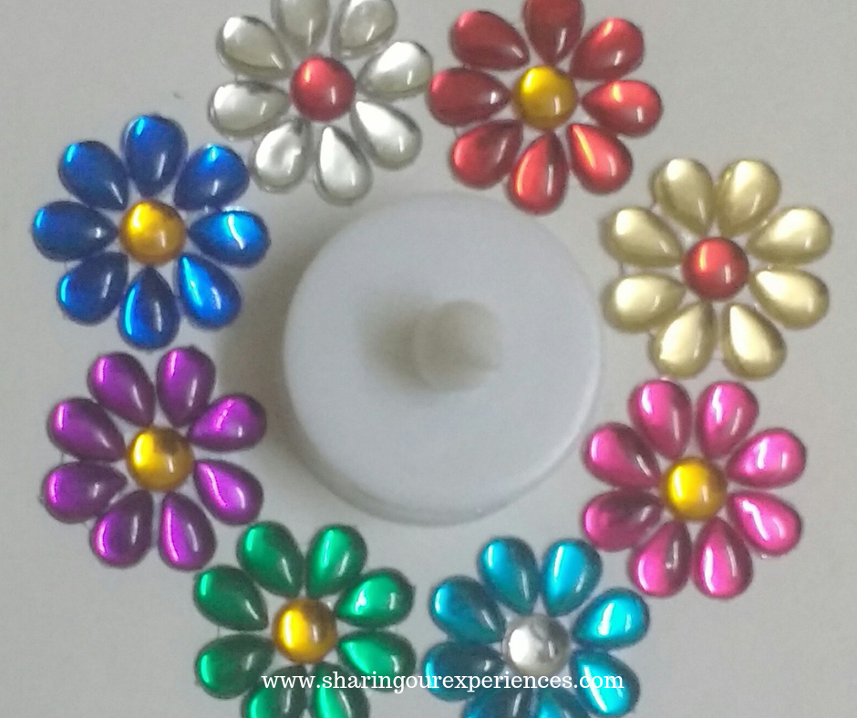 CD candle T light holder with Kundan flowers